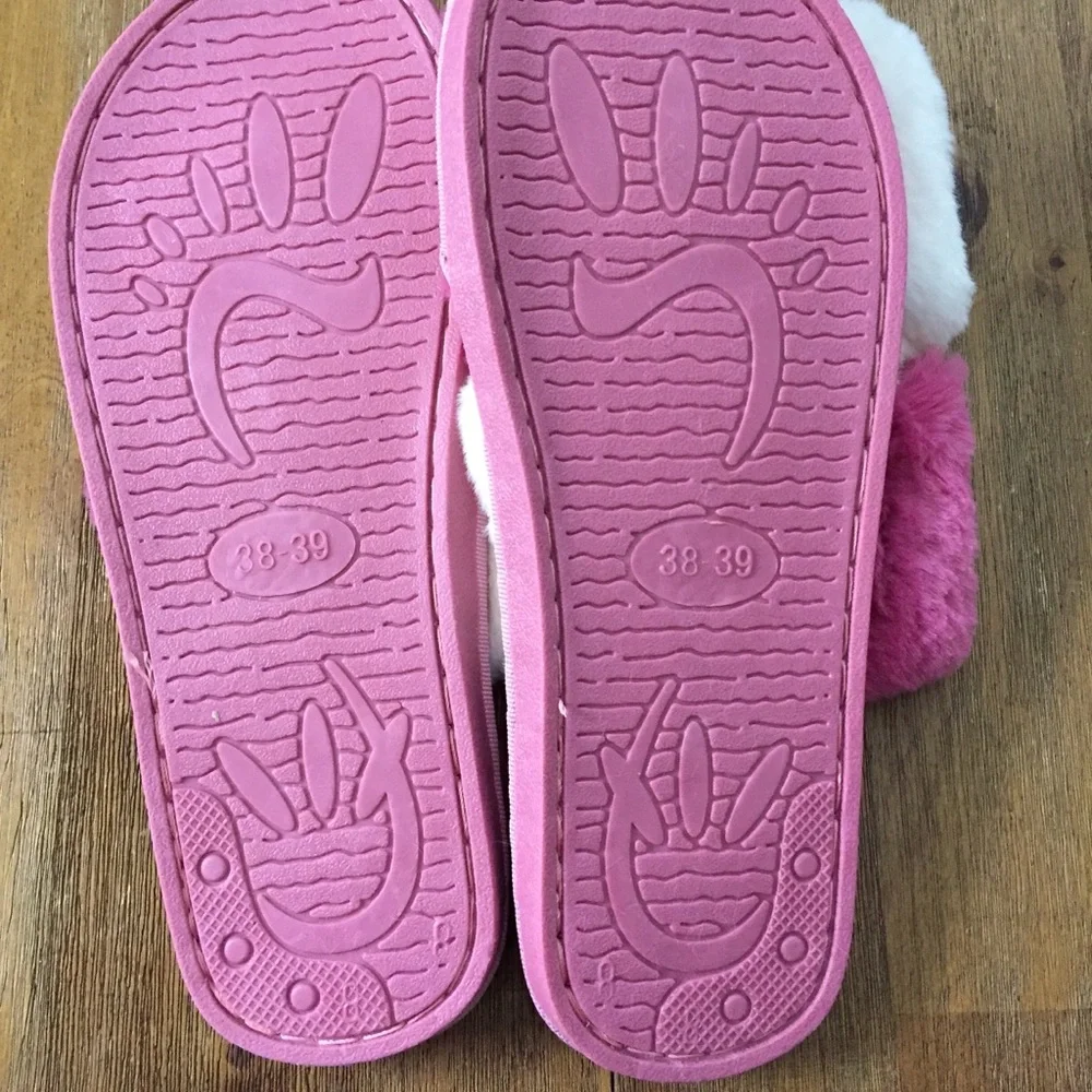 New Casa Clara fuzzy pink sandal house  slippers shoes - Picture 7 of 9